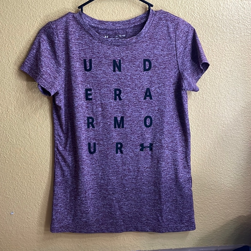 Women’s XS Under Armour Purple Short Sleeve T-Shirt